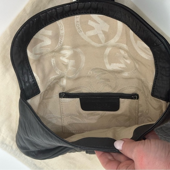 Michael Kors Leather Envelope Clutch Purse Black Silver - Picture 5 of 5